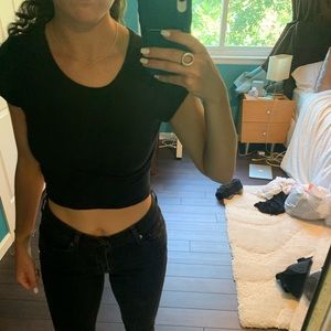 Cropped black tight T-shirt